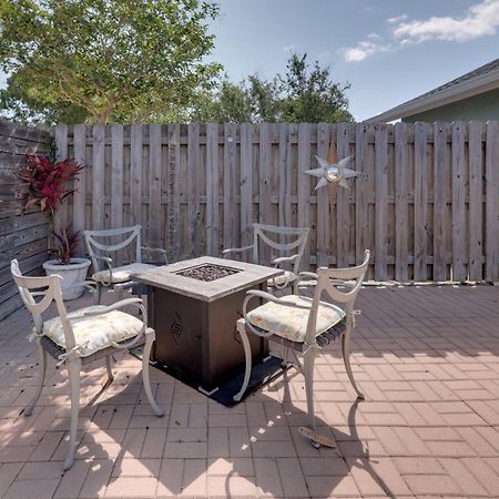 Cape Canaveral Escape With Grill Walk To Beach! Exterior foto
