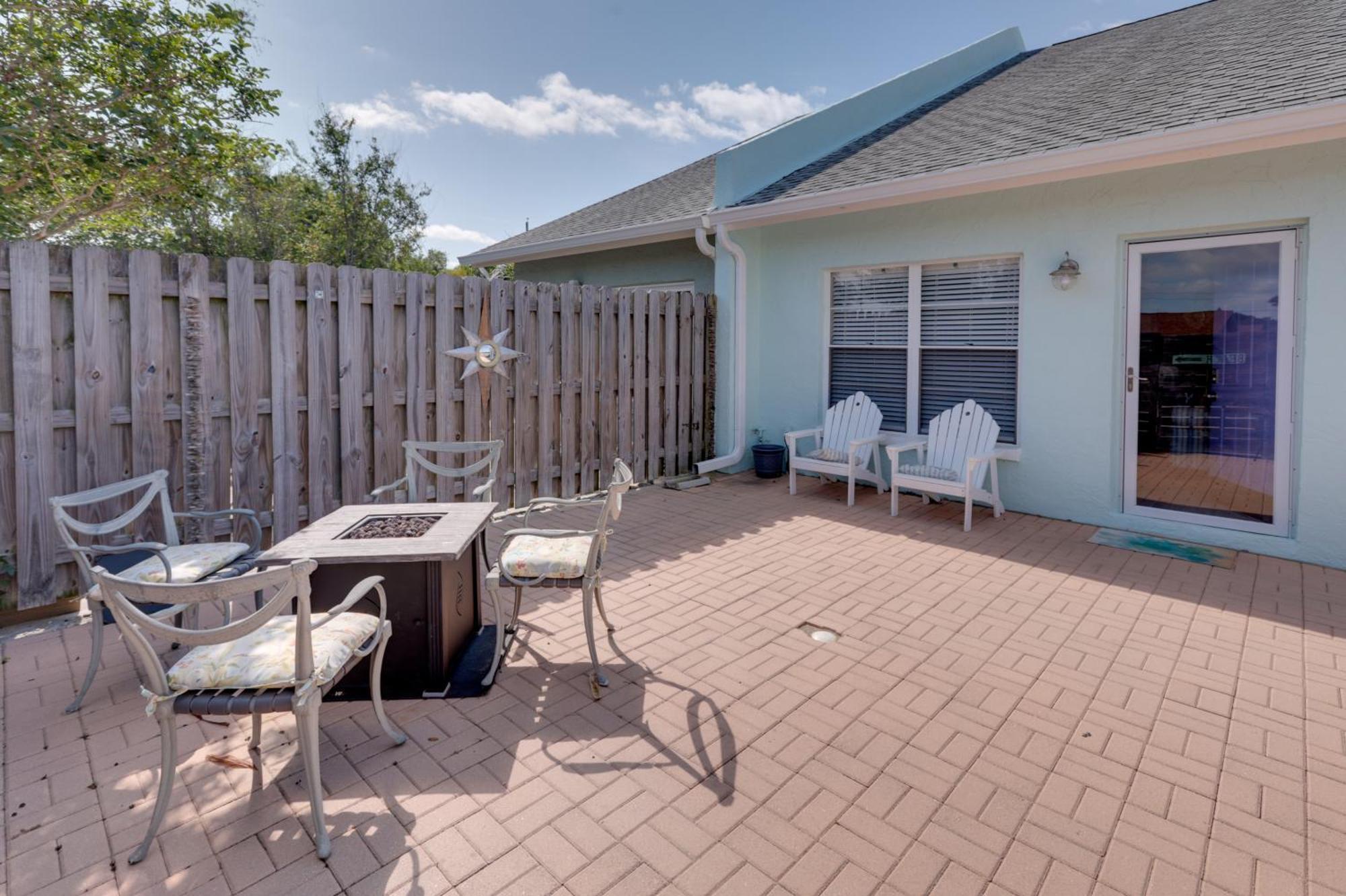 Cape Canaveral Escape With Grill Walk To Beach! Exterior foto